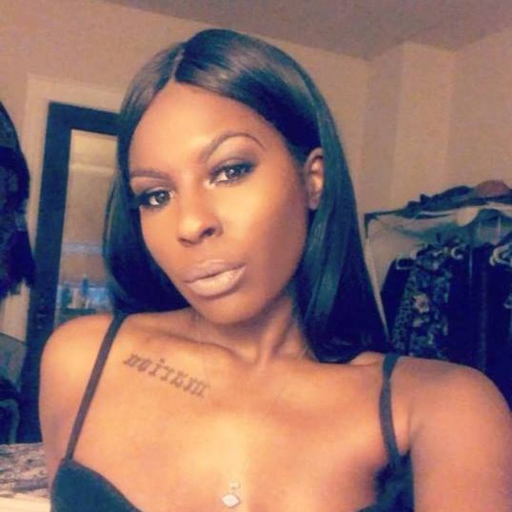 Meet your Posher, Alicia